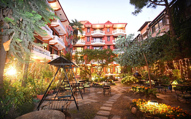 Nirvana Garden Hotel