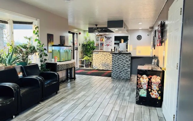 Relax Inn