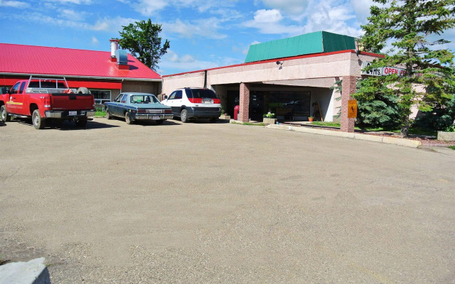 Vegreville Garden Inn