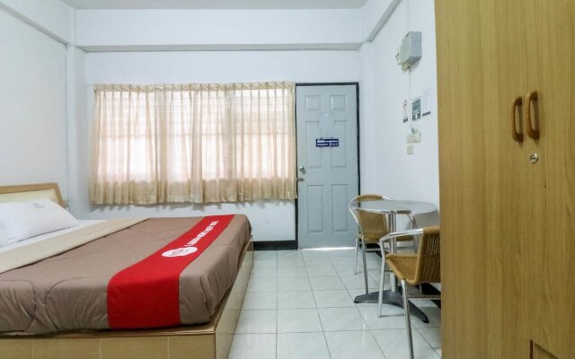 NIDA Rooms Chomthong Siam Silk