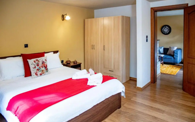 Arktouros Hotel