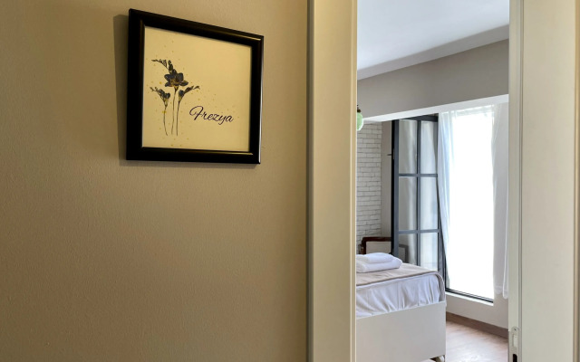 1870 Tas Konak Otel Sanat Sokagi