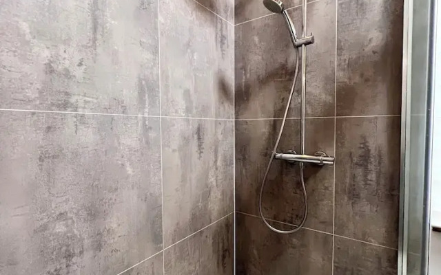 Beachfront & Sea View Sleeps 6