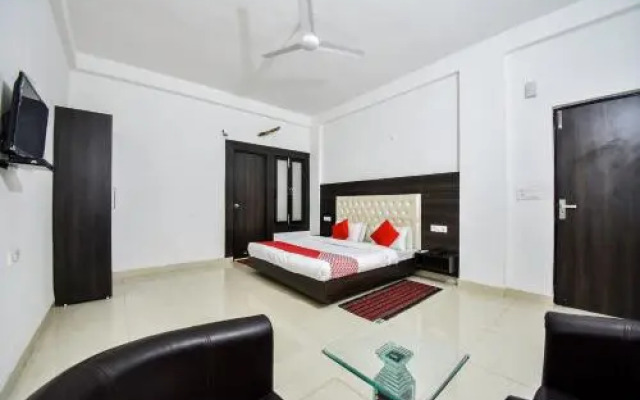Hotel Victoria by OYO Rooms