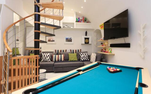 Louvre Luxury Apartment & SPA
