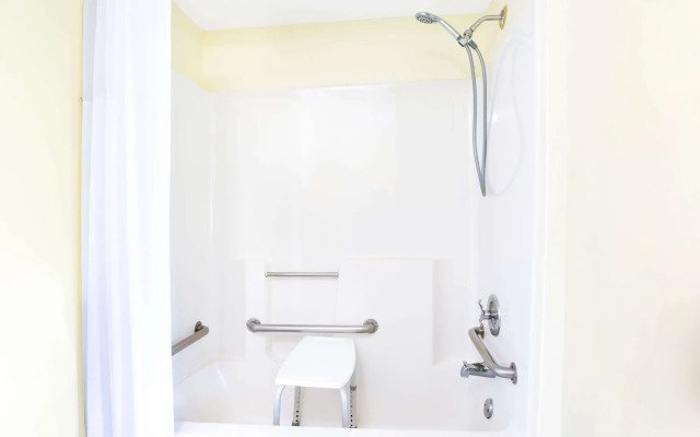 Days Inn by Wyndham Athens