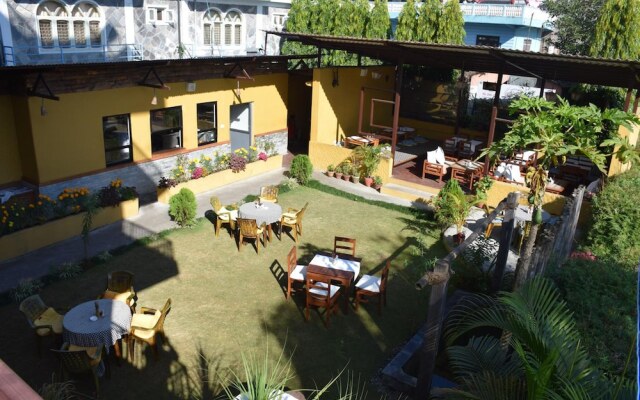 Hotel Rosemary Homes