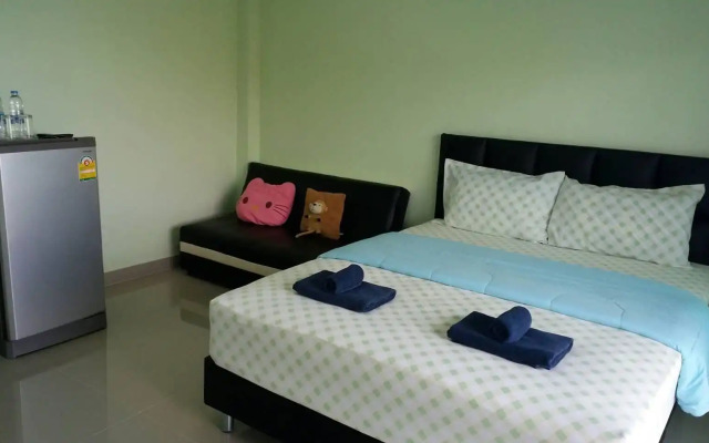 Ocean View Resort - Koh Sichang