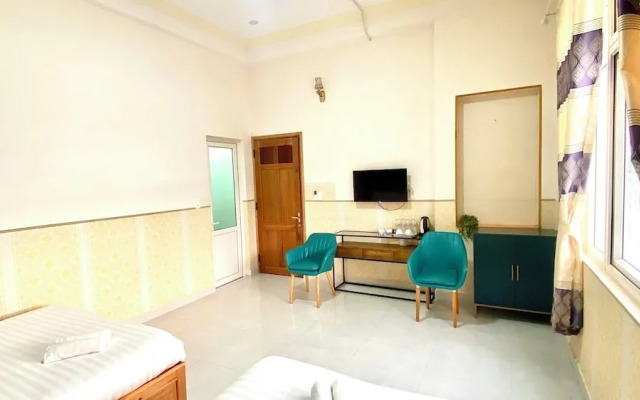 Ruby Peace Hotel