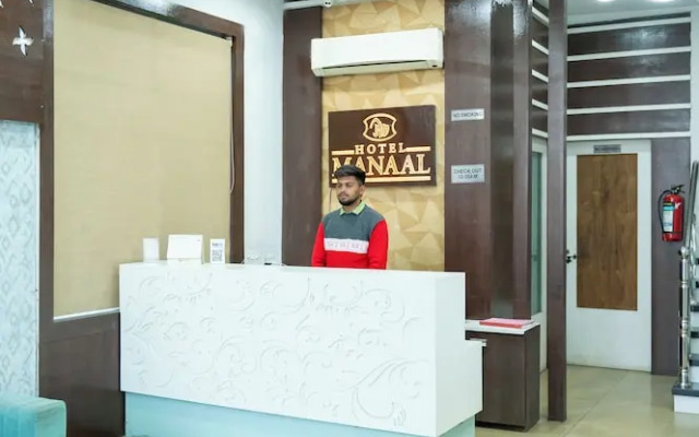 Hotel Manal pithampur