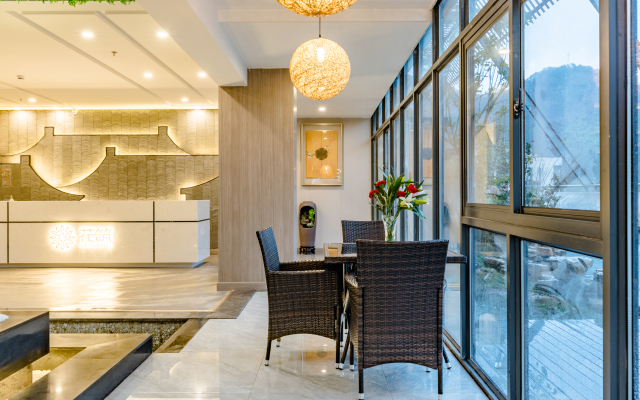 Floral Hotel · Shitai Xishuiwan bathing pool Home Hotel(bathing pool Xiquan Resort)