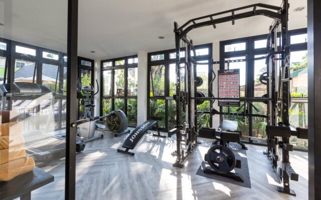 MORA Boutique Hotel
