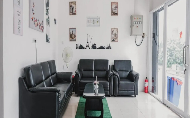 RedDoorz @ Jalan Sukabangun 2 Palembang