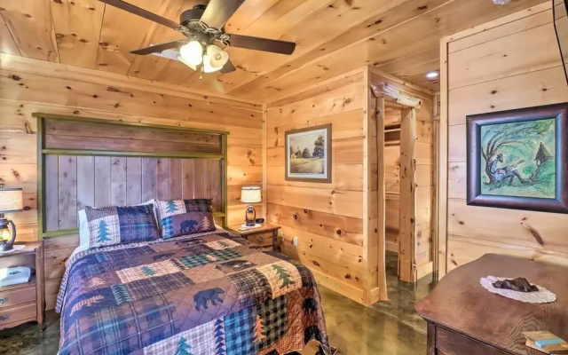 Mountain View Hideaway w/ Outdoor Fireplace!