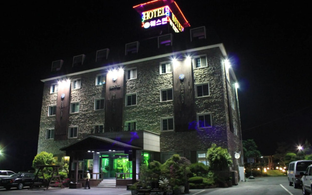 Western Hotel