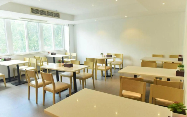 Hanting Hotel Cixi Zhouxiang