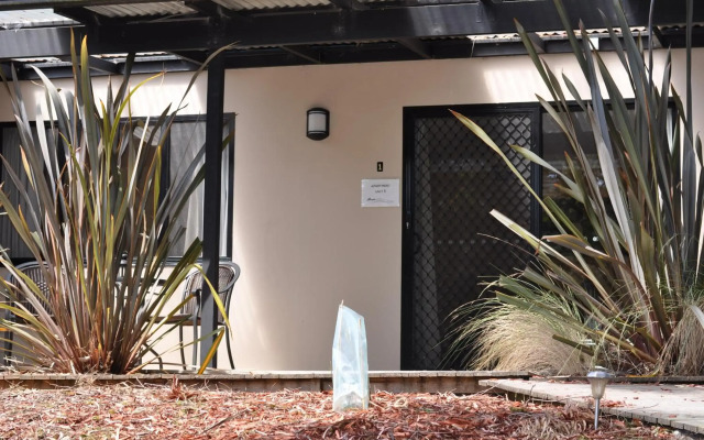 Oyster Cove Chalet