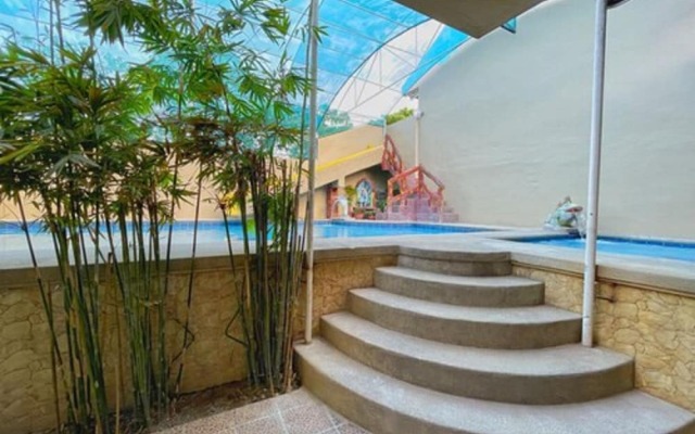 Weekdays Hot Spring Resort by Cocotel