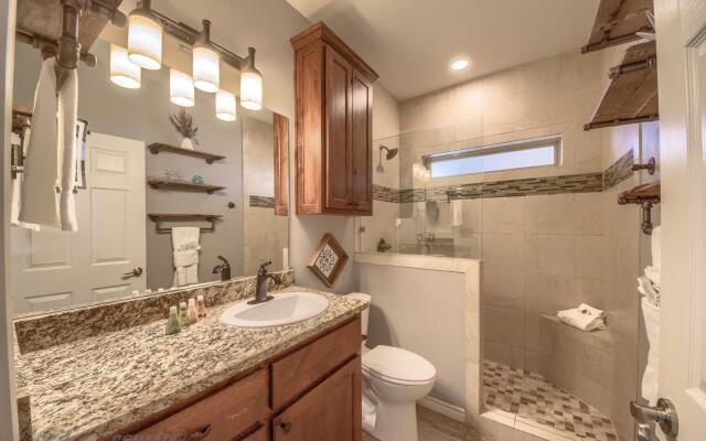 Rio Refuge RG 105 in Canyon Lake