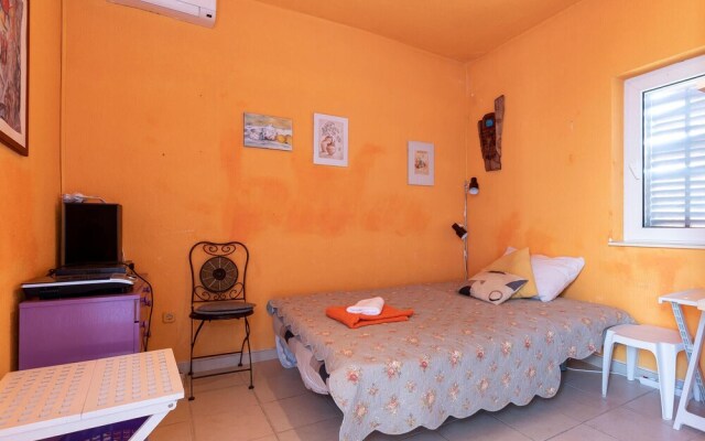Nice Home in Vodice With Wifi and 2 Bedrooms