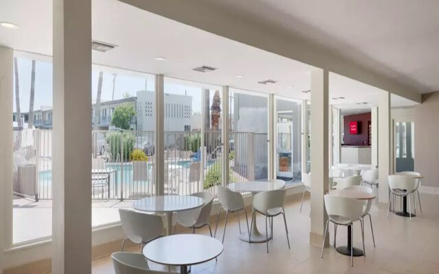 Red Roof Inn Tucson Downtown – University