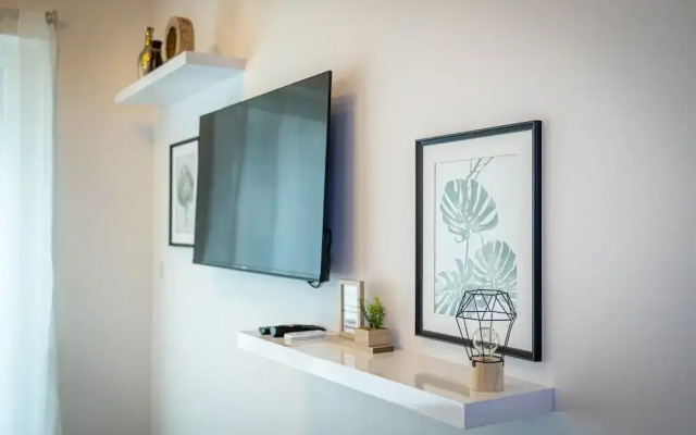 Venus Apartments - Westside Residence