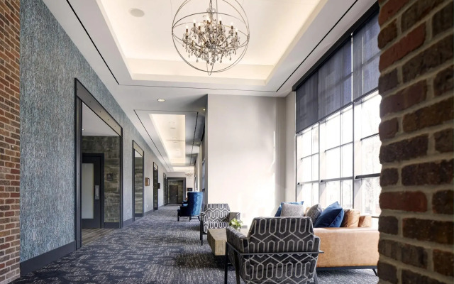 Archer Hotel Boston/Burlington