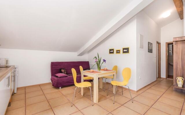Nice Home in Palit With Wifi and 1 Bedrooms
