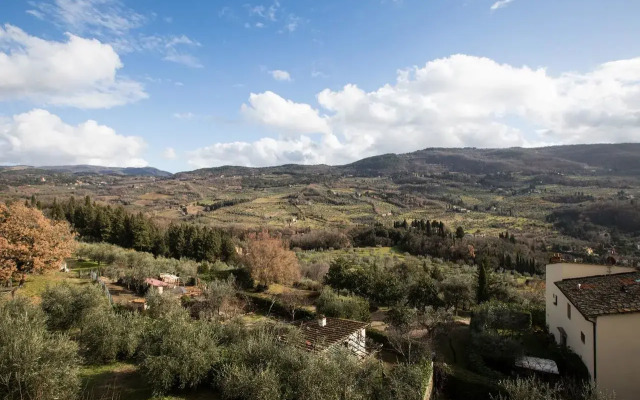 B&B Independent Loft On Florence's Hills