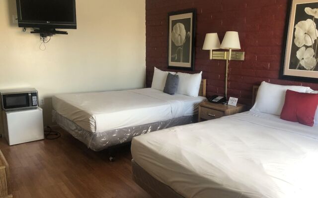 Lazy 8 Motel