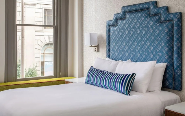 Harlow Hotel