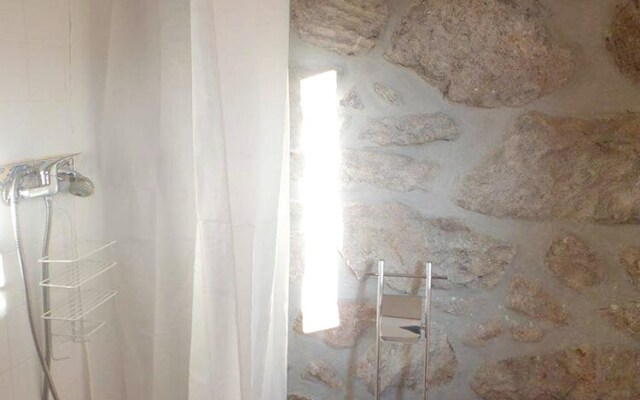 House With one Bedroom in Águeda, With Pool Access, Balcony and Wifi -