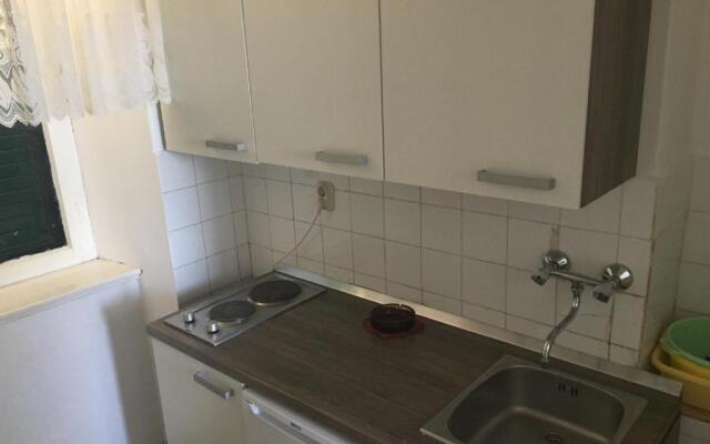 Studio Apartment Tomislava