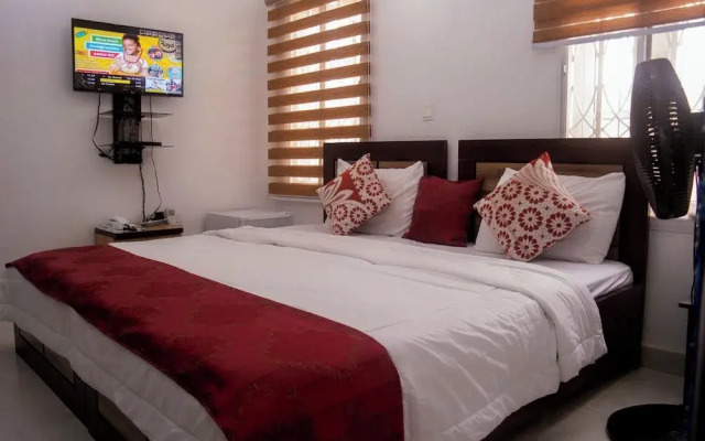 Rossy'S Apartments