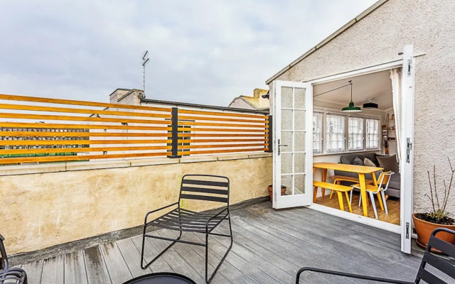 Gorgeous Hoxton Flat