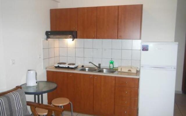 Dimitra's Apartments