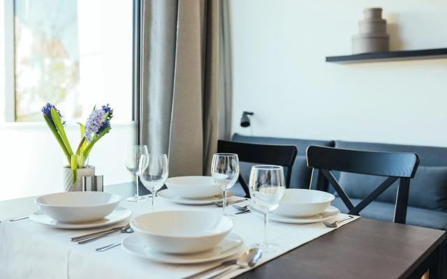 The Rix Studios & Suites