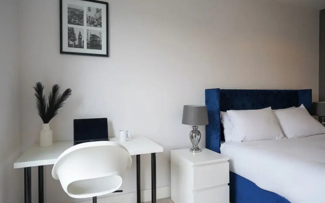 Serenity by the Water 3 bedroom London