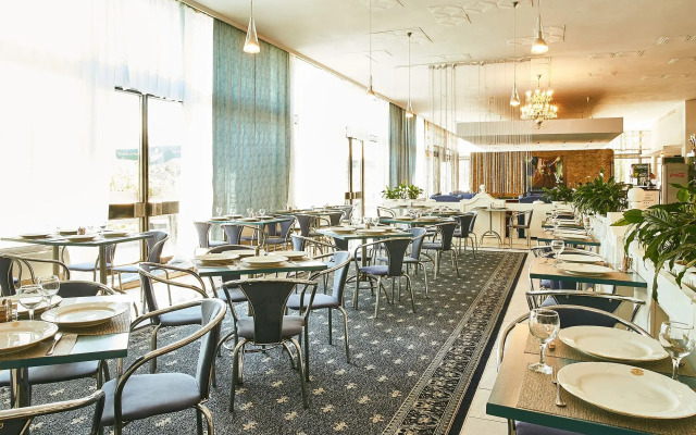 Turnu Severin Continental Hotel