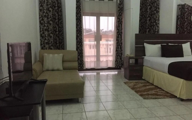 Romalo Hotel & Apartments