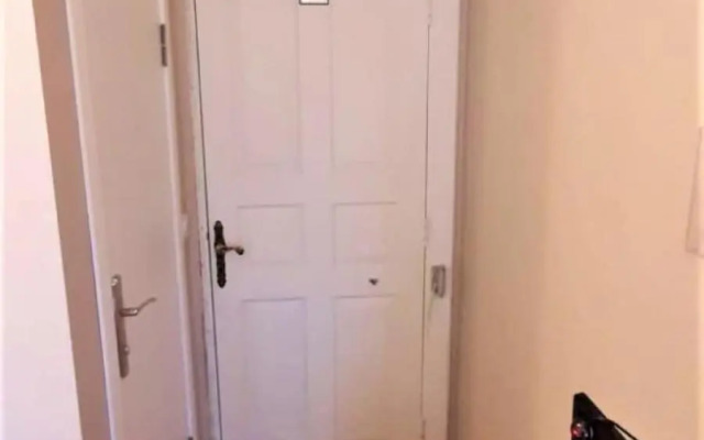 Valentine Suites Hotel