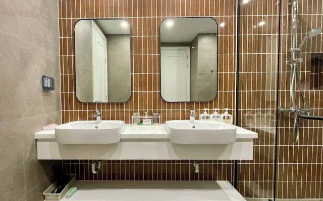 Sea Gallery Phu Quoc Luxury Apartment