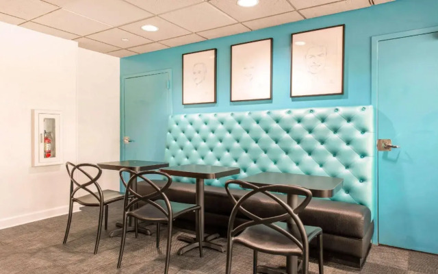 Spark by Hilton Orlando near Universal