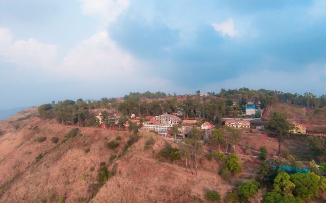 Cloud Mist Resort and Spa