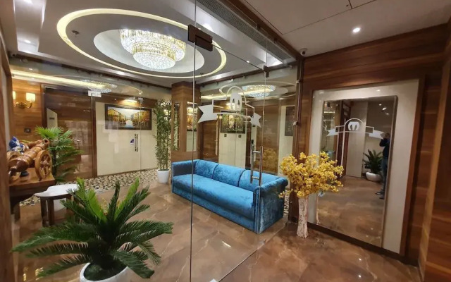 Hotel Makhan Residency