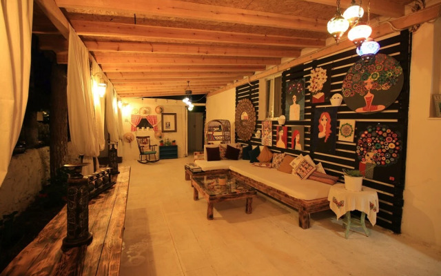 Fullmoon Rooms