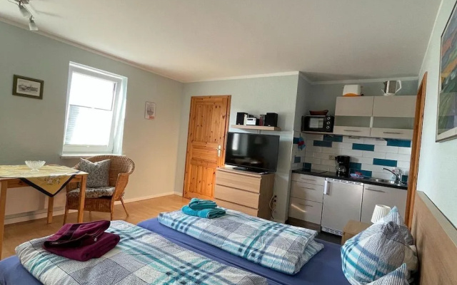 Moderne Ferienwohnung in Bastorf in Meernaehe
