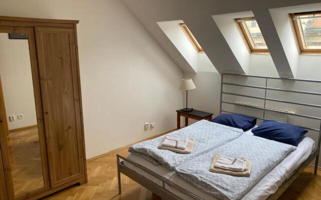 Beautiful Apartment Near Florenc Area of Prague
