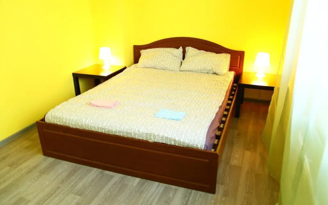 Like Hostel