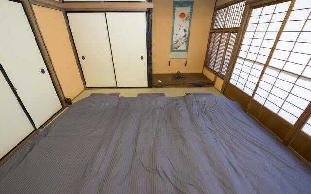 Kanazawa TABI-NE